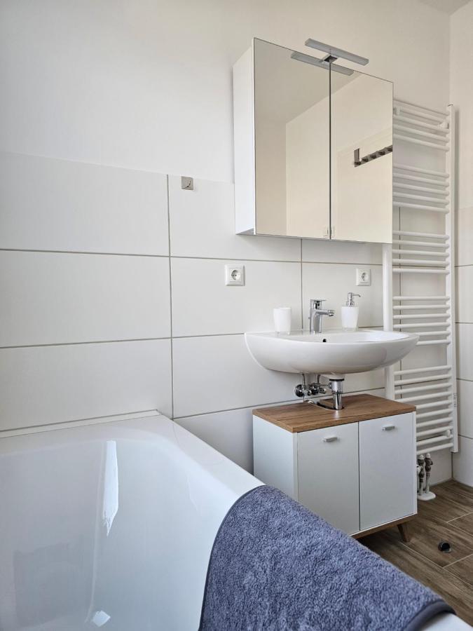 Schoene Grosse Ferienwohnung 79M2 Und 2 Baeder, Zentrumnah, 2Og Erfurt Dış mekan fotoğraf