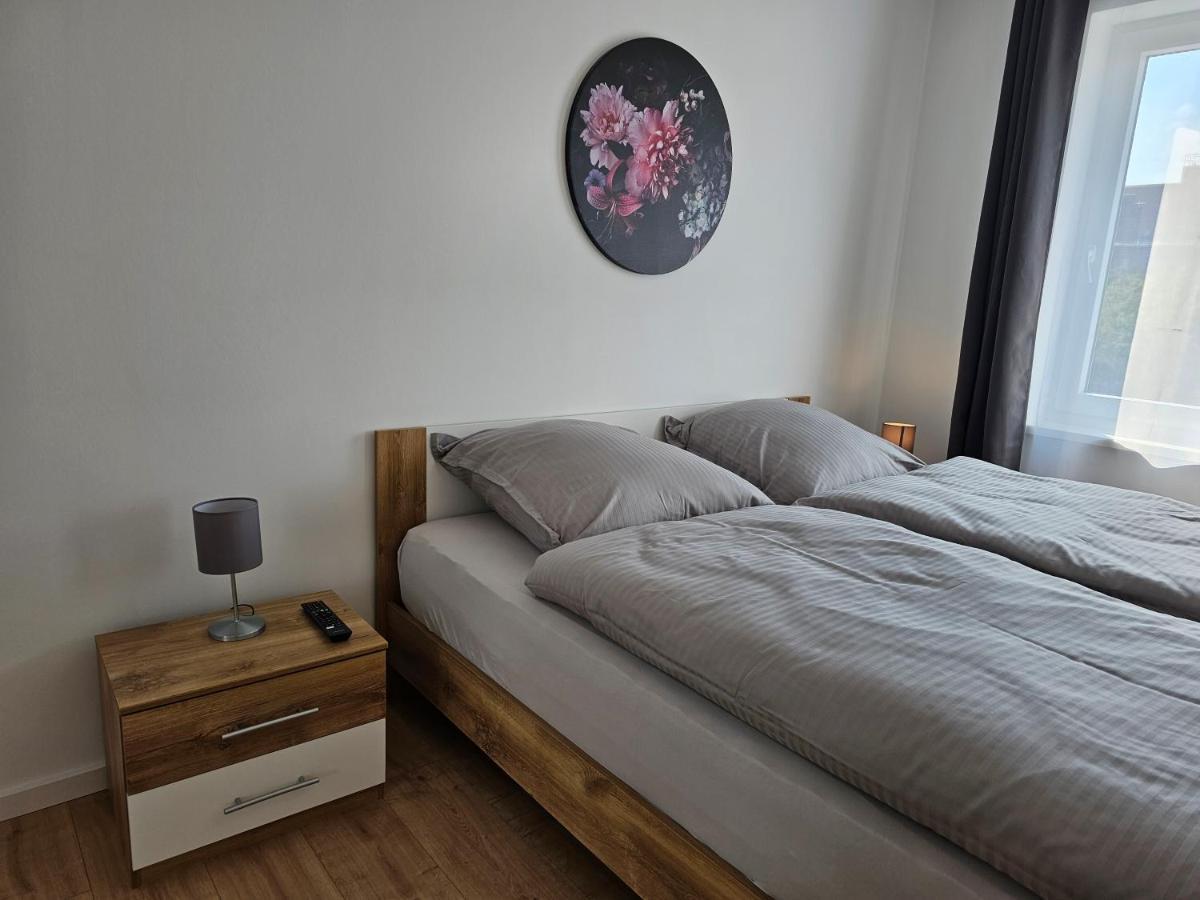 Schoene Grosse Ferienwohnung 79M2 Und 2 Baeder, Zentrumnah, 2Og Erfurt Dış mekan fotoğraf